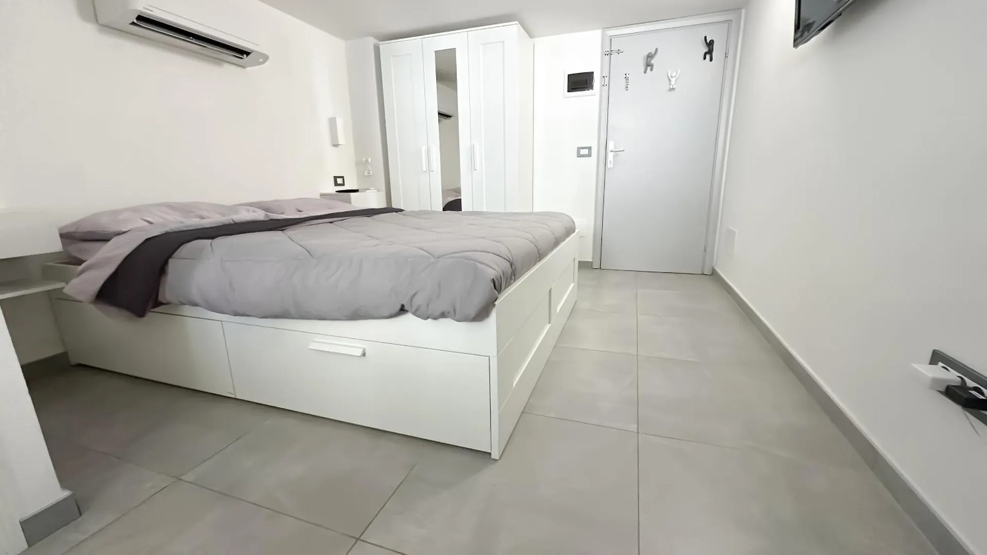 Trieste Room - Affitti Brevi Italia Rimini