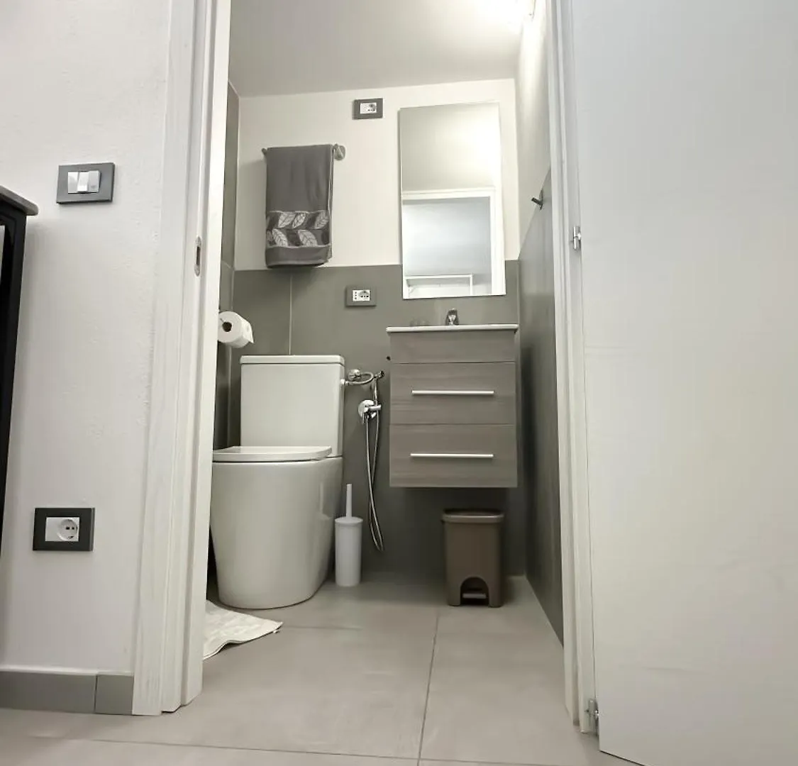 Trieste Room - Affitti Brevi Italia Rimini 0*,